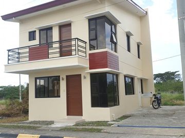 PRE-SELLING FA125.0sqm 4-BEDROOM 2-CAR GARAGE 2-STOREY SICILY SINGLE ATTACHED HOUSE & LOT STERLING RESIDENCES ONE-NAIC CAVITE ELEGANT TAHIMIK