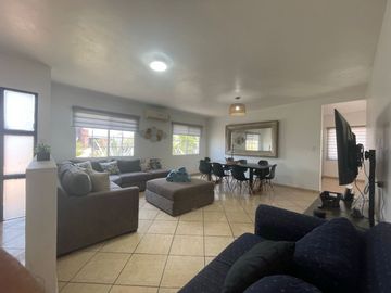 Excelente residencia en San Carlos Ubicada en Campo de golf
