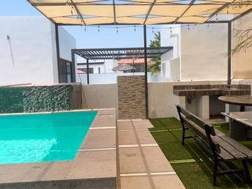 Excelente residencia en San Carlos Ubicada en Campo de golf