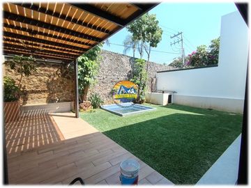 Casa en Cuernavaca, jacuzzi con calefacción en el jardín, excelentes acabados
