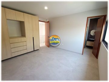 Casa en Cuernavaca, jacuzzi con calefacción en el jardín, excelentes acabados