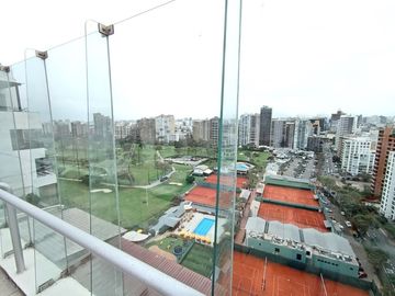 VENDO DEPARTAMENTO CON VISTA AL GOLF – SAN ISIDRO