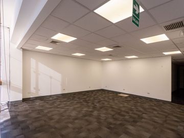 ALQUILER Oficina 300 m2 en  San Isidro
