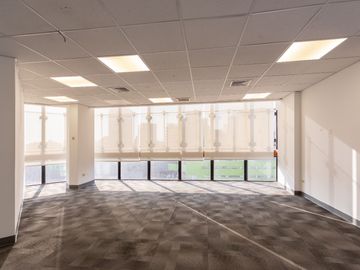 ALQUILER Oficina 300 m2 en  San Isidro
