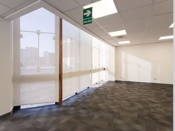 ALQUILER Oficina 300 m2 en  San Isidro