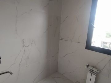 Ultima Unidad en Venta! Duplex de Categoria en Jardin Claret! 3 Dorm 3 Bñ Impecable