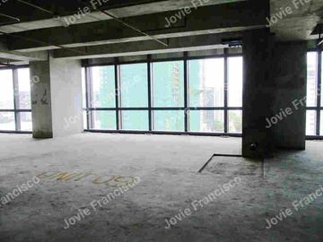Office Space for sale in Cebu Business Park, BPI Corp. Office 244 sq. meters