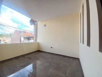 CASA MODERNA EN VENTA EN LAS ORQUIDEAS