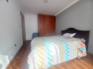 CASA MODERNA EN VENTA EN LAS ORQUIDEAS