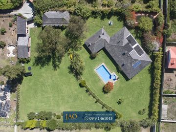 Renta o Venta Casa de Lujo en Urbanización Privada – Vía Guayllabamba - El Quinche