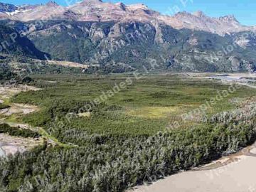 VENDO PREDIO DE 643 HECTÁREAS CON 4 KILÓMETROS DE RÍO IBÁÑEZ, REGION DE AYSEN