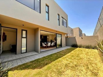 HERMOSA CASA EN RESIDENCIAL PARA ESTRENAR METEPEC CERCA DEL BICENTENARIO
