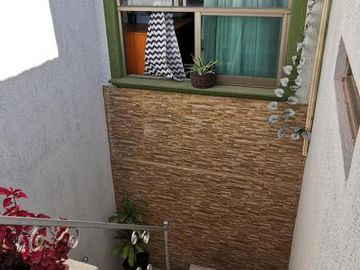 Casa en Parque de Poblamiento, 3 Pisos, 3 Recámaras, Pachuca, Hidalgo.