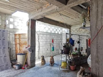 Casa en Parque de Poblamiento, 3 Pisos, 3 Recámaras, Pachuca, Hidalgo.