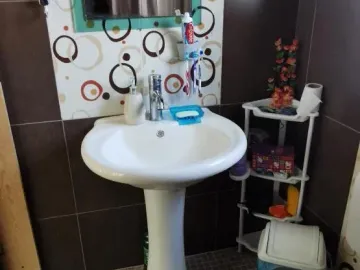 Casa en Parque de Poblamiento, 3 Pisos, 3 Recámaras, Pachuca, Hidalgo.