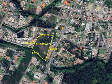 Terreno de Venta 11.695 M2, Cumbaya, Lotizacion Yanazarapata, perfecto para proyecto de casas.