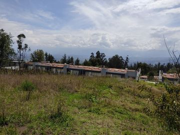 Terreno de Venta 11.695 M2, Cumbaya, Lotizacion Yanazarapata, perfecto para proyecto de casas.