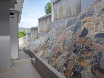 Bophut Villa 3 Beds 4 Bath 200 SQM