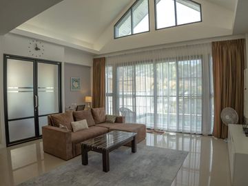 Bophut Villa 3 Beds 4 Bath 200 SQM