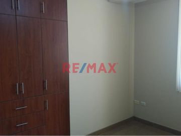 Casa En Venta - Pimentel C.Rivera