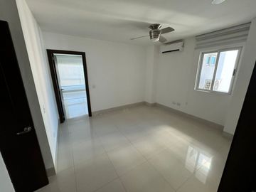 Apartamento en venta en Villa Country.