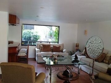 Casa en VENTA, Lomas de Tecamachalco, muy cerca de Colegios Paisanos y Club Tecamachalco