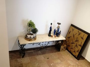 Casa en VENTA, Lomas de Tecamachalco, muy cerca de Colegios Paisanos y Club Tecamachalco