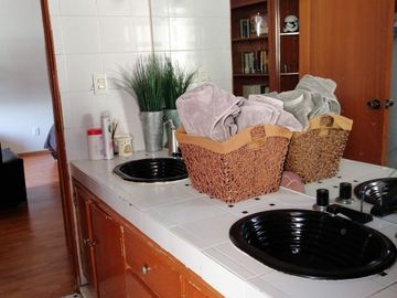 Casa en VENTA, Lomas de Tecamachalco, muy cerca de Colegios Paisanos y Club Tecamachalco