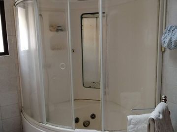 Casa en VENTA, Lomas de Tecamachalco, muy cerca de Colegios Paisanos y Club Tecamachalco