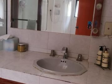 Casa en VENTA, Lomas de Tecamachalco, muy cerca de Colegios Paisanos y Club Tecamachalco