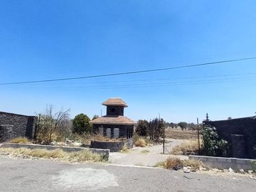 TERRENO EN COLORINES/ COLORILANDIA