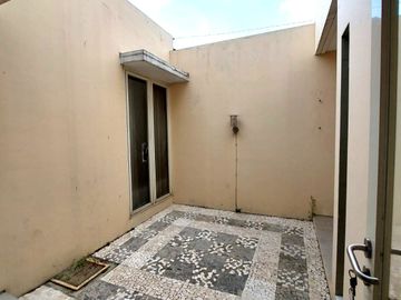 Rumah Modern Minimalis di Citra Sun Garden