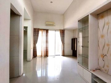 Rumah Modern Minimalis di Citra Sun Garden