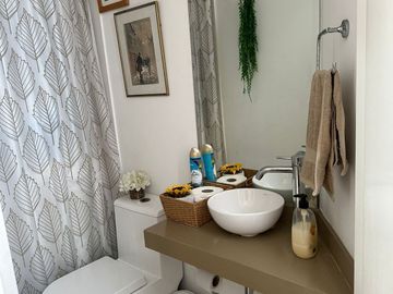 SE VENDE HERMOSO Y ELEGANTE DEPARTAMENTO EN MIRAFLORES