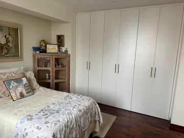 SE VENDE HERMOSO Y ELEGANTE DEPARTAMENTO EN MIRAFLORES