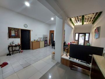 Dijual Rumah di Tangerang Selatan Dekat Bintaro Plaza