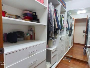 VENTA DE DEPARTAMENTO EN SAN BORJA CON PISCINA