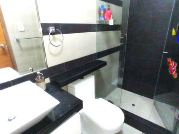 VENTA DE DEPARTAMENTO EN SAN BORJA CON PISCINA