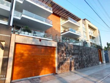 VENTA DE DEPARTAMENTO EN SAN BORJA CON PISCINA