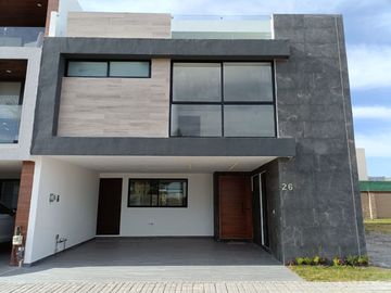 VENTA DE CASA, 4 RECÁMARAS EN LOMAS DE ANGELÓPOLIS 3, PARQUE CHIHUAHUA, PUEBLA