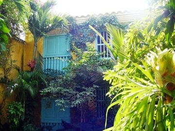 Venta de Casa Colonial de 3 Niveles  en el Barrio San Diego