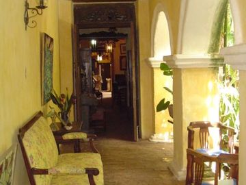 Venta de Casa Colonial de 3 Niveles  en el Barrio San Diego