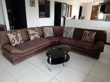 Te vendo esta preciosa casa finca de descanso con cuatro niveles a puerta cerrada, bien barata en Copacabana.