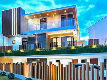 Brand New Modern House for sale with Swimming Pool in Vista Grande Talisay