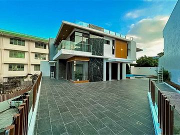Brand New Modern House for sale with Swimming Pool in Vista Grande Talisay