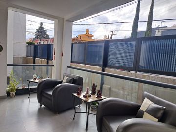 Departamento grande y seminuevo en Venta en Santa Cruz del Monte