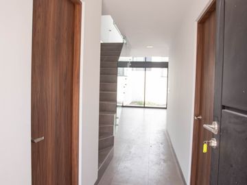 CASA EN VENTA EN ZIBATA