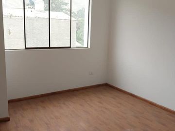 VENTA DE CASA CHACLACAYO URB. GIRASOLES ZONA PLANA