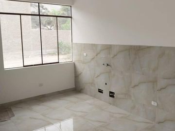 VENTA DE CASA CHACLACAYO URB. GIRASOLES ZONA PLANA