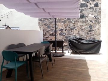 Casa con Roof garden y cuarto de servicio en Cumbres delLago Juriquilla.